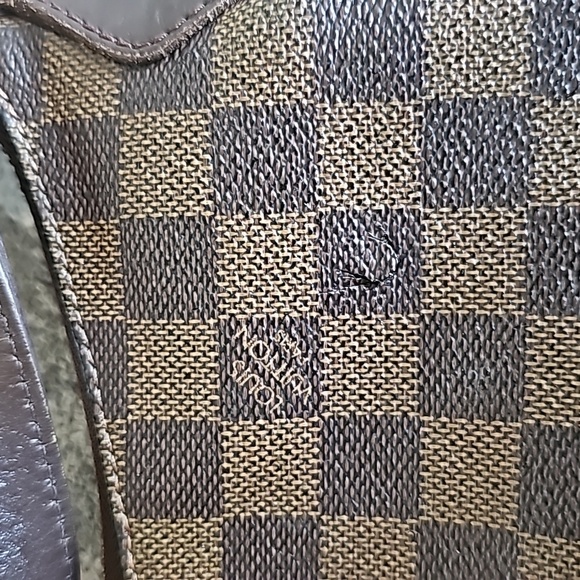 Louis Vuitton Bloomsbury Damier Ebene Crossbody Shoulder Bag - Picture 6 of 17